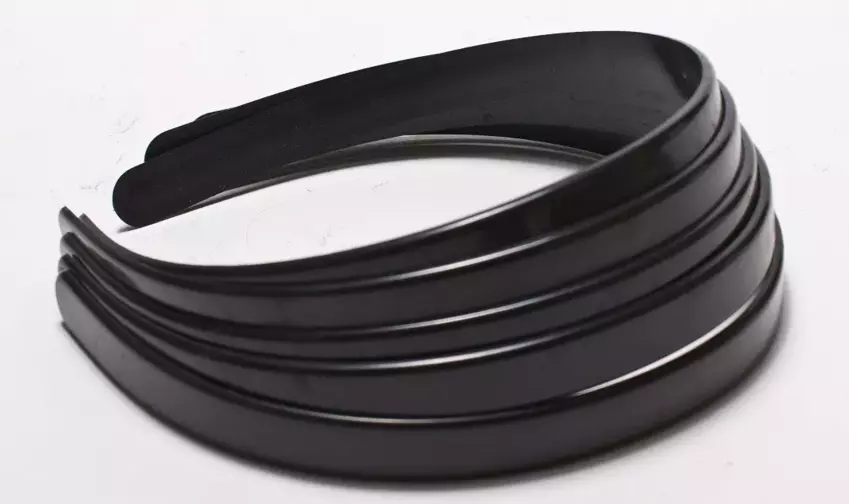 12 Pack of Black Plastic Toothless Headbands
